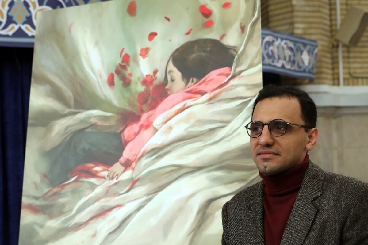 اثر جدید «حسن روح‌الامین» از ریحانه سلطانی‌نژاد دختر خردسالی که همراه با مادر و ۶ نفر دیگر از اعضای خانواده‌اش در حادثه تروریستی مسیر گلزار شهدای کرمان به شهادت رسید، رونمایی شد.