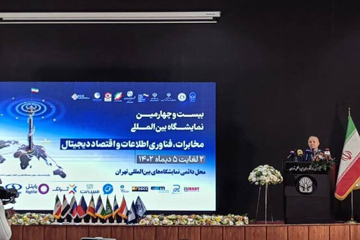 معاون وزیر صمت گفت: ما میراث‌دار یک دهه عدم تحرک هستیم. یک دهه وادادگی که فقط حرف و توییت داشتیم. شرکت‌های راکدی که در حوزه صمت است، آن‌قدر زیاد بودند که گفتنی نیست.