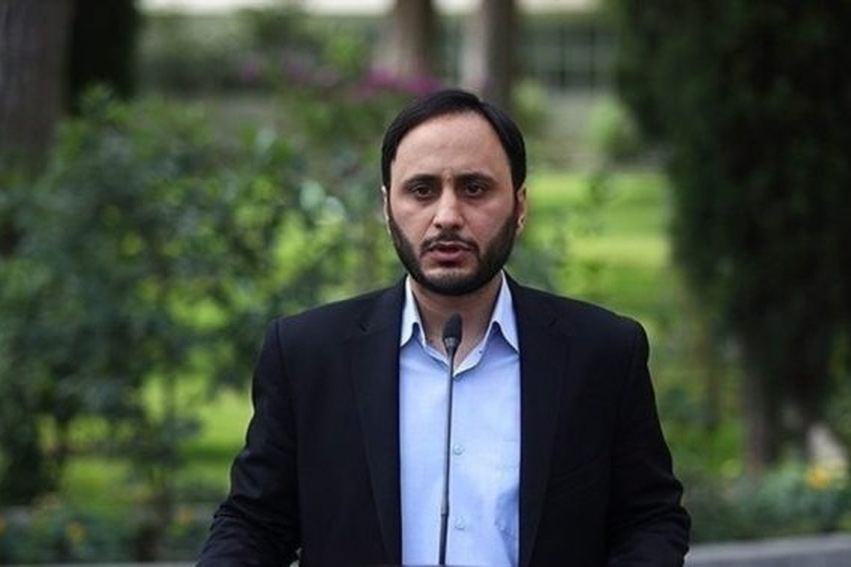 سخنگوی دولت از تصویب طرحی در هیئت وزیران با هدف عادلانه‌کردن نظام پرداخت‌ها، جلوگیری از هزینه‌های غیرضرور، ساماندهی سفر‌های خارجی و اصلاح آیین‌نامه حق مأموریت سفر‌های خارجی خبر داد.
