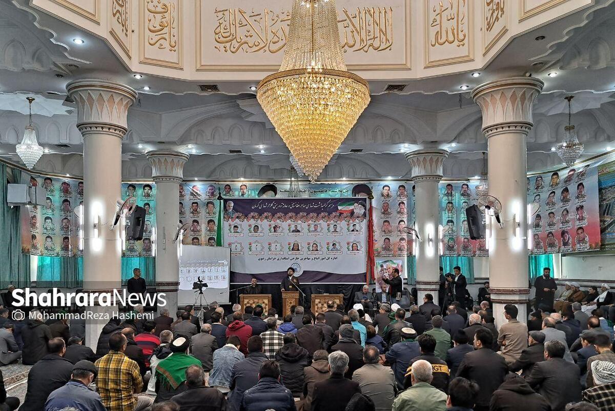 مدیرکل اتباع و مهاجران خارجی استانداری خراسان رضوی با بیان اینکه مهاجران افغانستانی شایسته خدمات عادلانه هستند گفت: پیام شهدای حادثه کرمان به دشمن این بود که ما سنگر را خالی نمی‌کنیم.