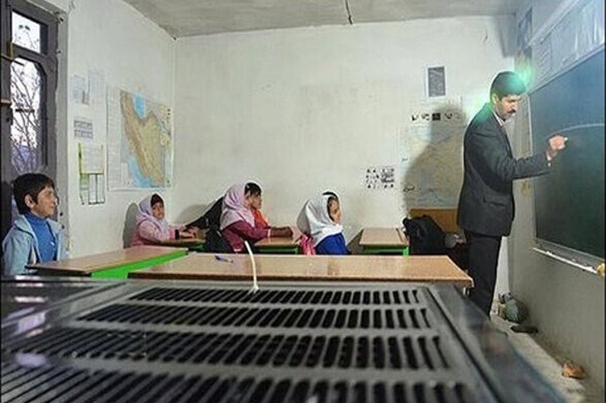 مدیرکل نوسازی، توسعه و تجهیز مدارس خراسان‌رضوی گفت: اگر بودجه برسد، امسال ۲ هزارو ۵۰۰ کلاس، استانداردسازی می‌شود.
