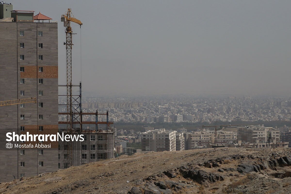 کارشناس مرکز پیش‌بینی هواشناسی خراسان‌رضوی گفت: از امروز تا روز‌های پایانی هفته جاری پدیده غالب جوی در سطح استان با شدت و ضعف وزش شدید باد است.
