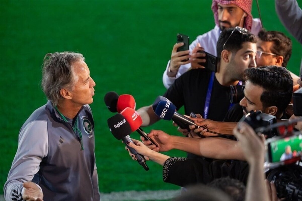 دروازه‌بان خط خورده تیم ملی فوتبال عربستان، مانچینی را به دروغگویی متهم کرد.