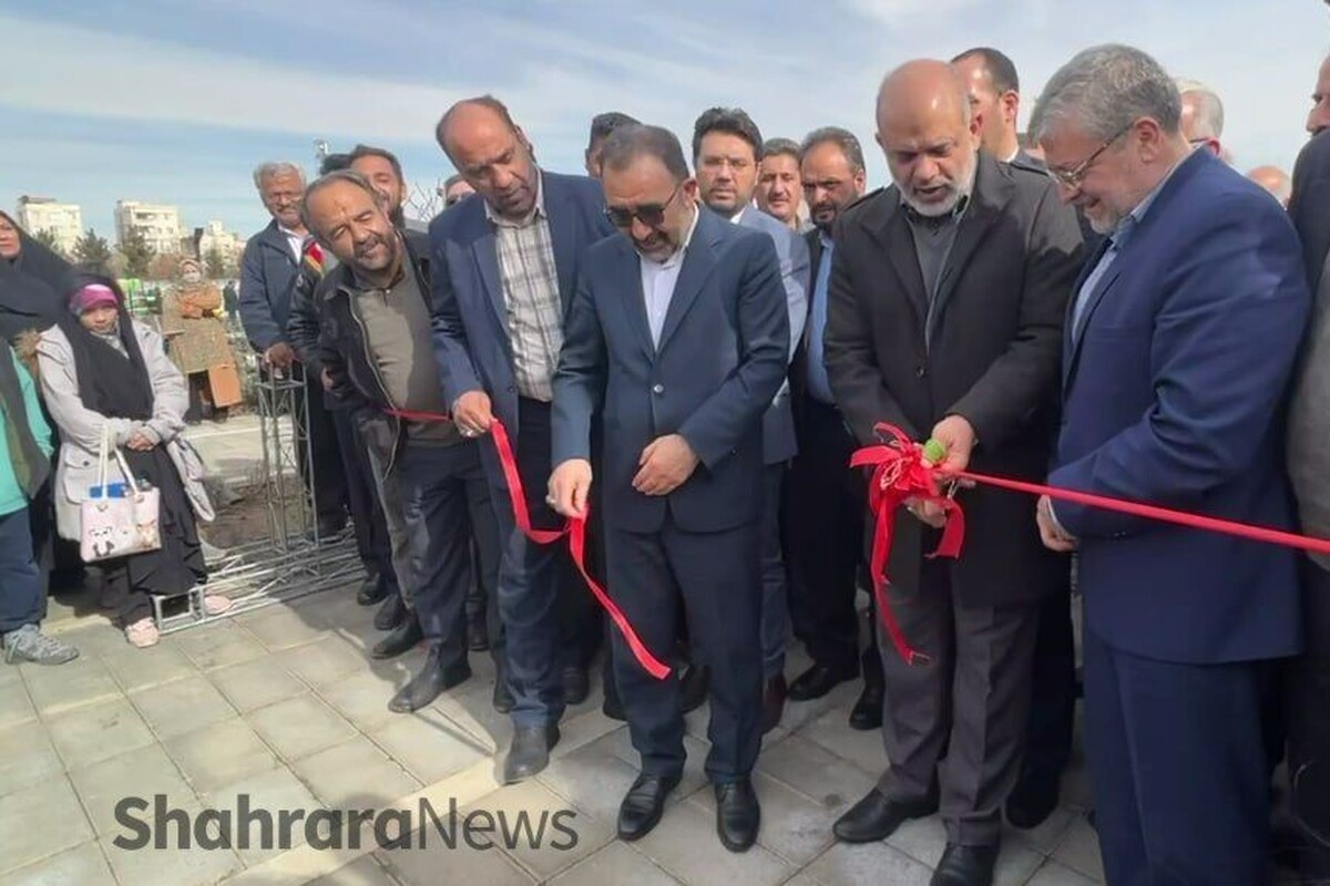 آیین بهره‌برداری از بوستان برکت و ۵۹ پروژه شهری در منطقه ۱۱ مشهدمقدس برگزار شد.