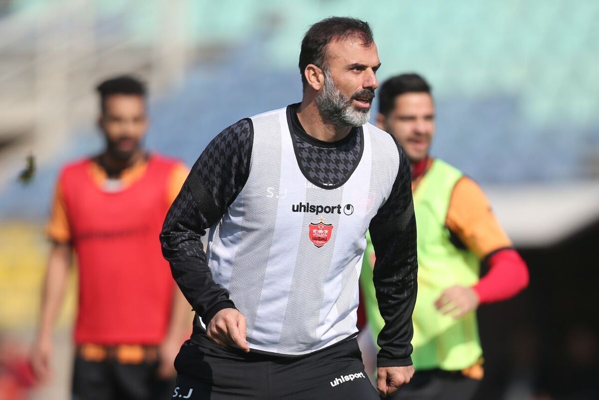 شاید مربی تیم پرسپولیس از این تیم جدا شود.