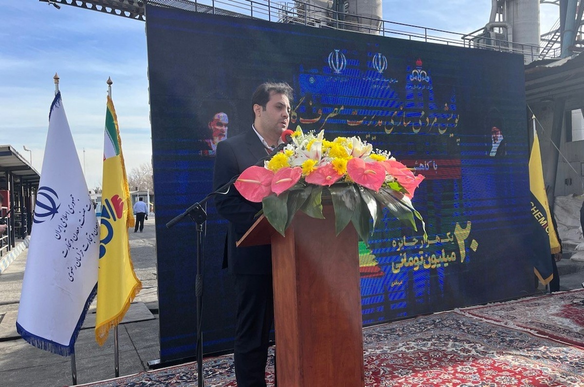 مشاور و رئیس دفتر مدیرعامل شرکت ملی گاز ایران گفت: مدیریت مصرف برعهده شرکت ملی گاز نیست، بلکه وظیفه شرکت گاز پالایش، انتقال و توزیع گاز است، اما با توجه به شرایط، موضوع مصرف بهینه در دستور جدی شرکت گاز قرار گرفته است.