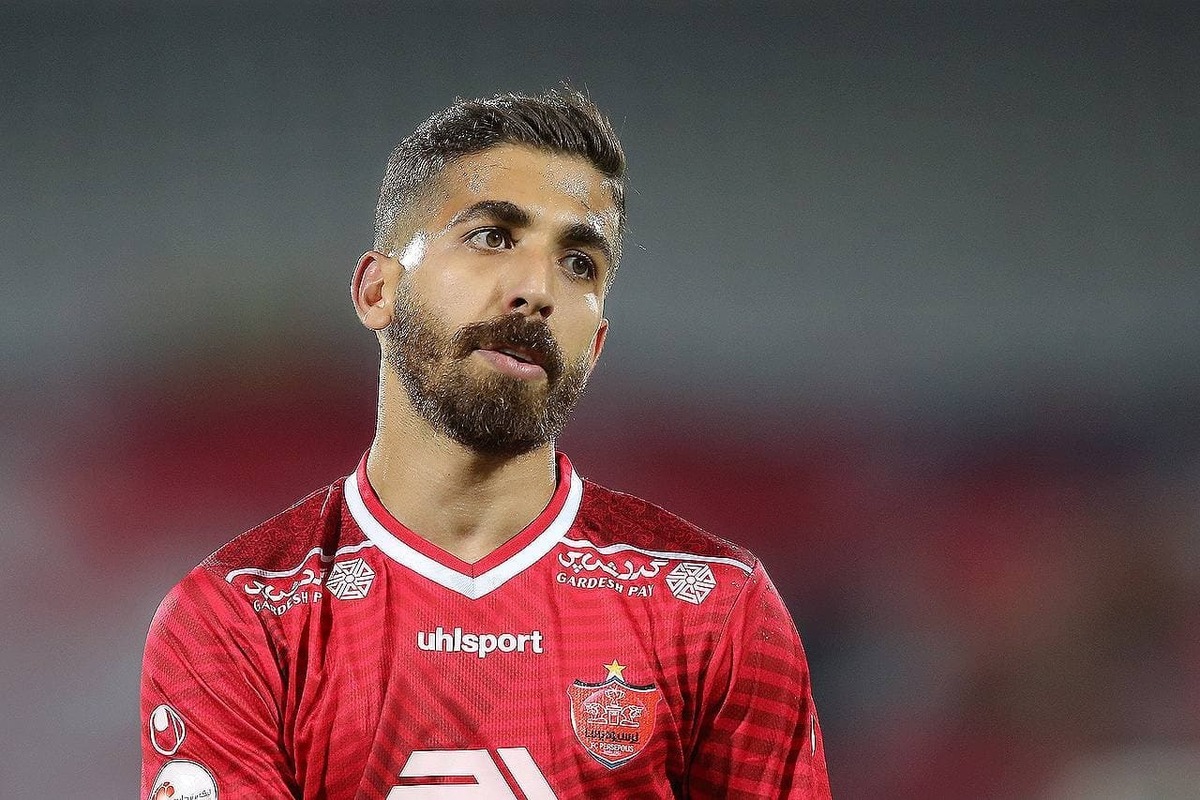 باشگاه پرسپولیس نمی‌تواند سه بازیکن خود را به تیم‌های دیگری قرض دهد.