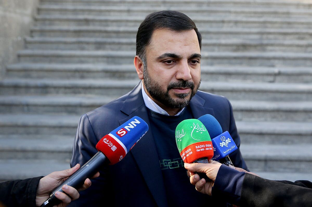 وزیر ارتباطات و فناوری اطلاعات گفت: برخی اپراتور‌ها امکان حفظ وضع موجود را توجه به شرایطی که وجود دارد نیز ندارند لذا درخواست افزایش تعرفه داشتند.