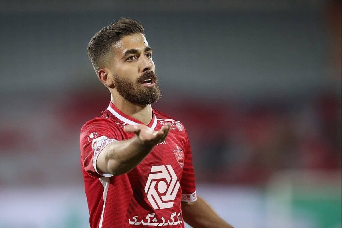 یکی از مدافعان پرسپولیس مقابل نساجی نیمکت نشین خواهد شد.