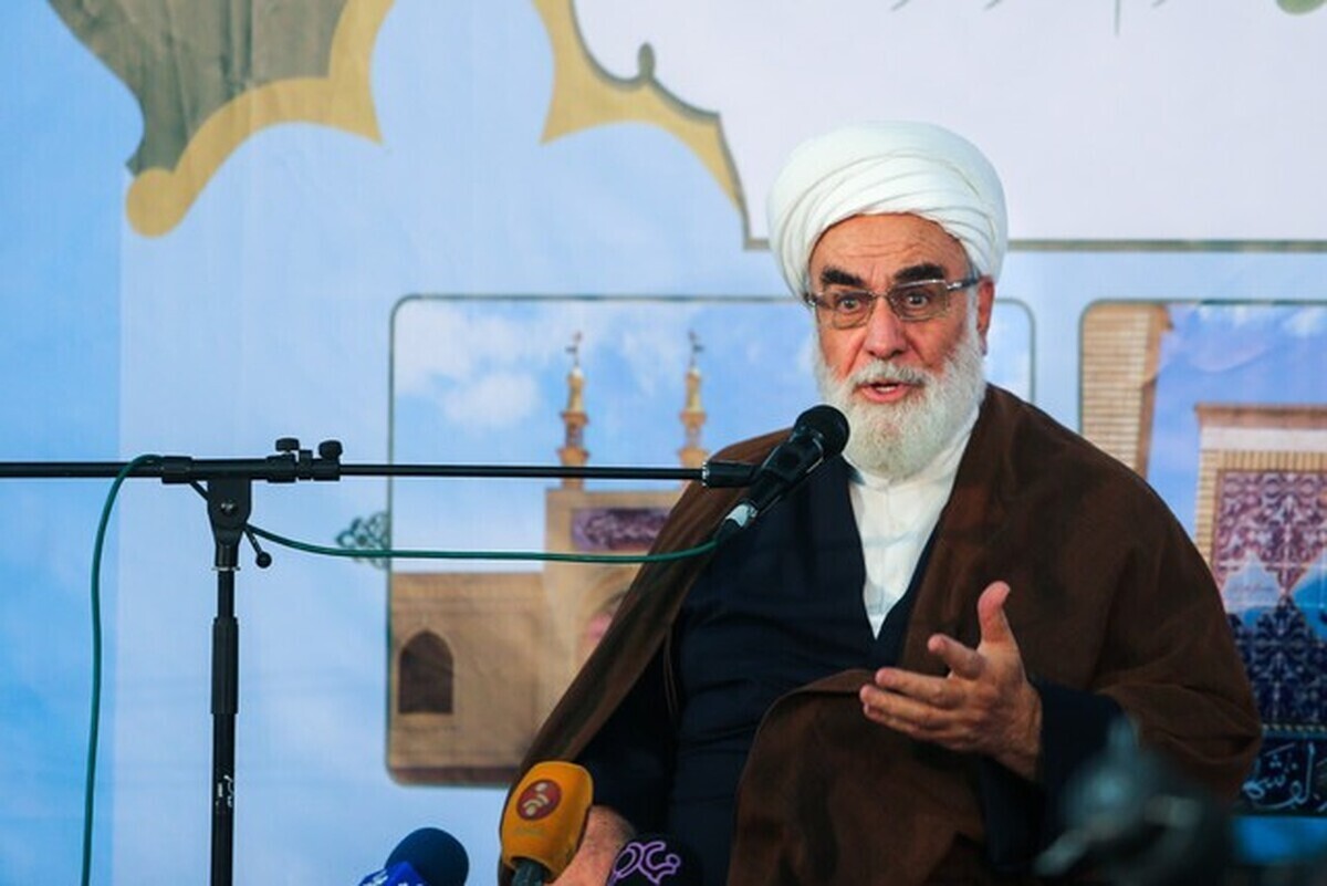 رئیس دفتر مقام معظم رهبری با تاکید بر این که ماجرای غزه داستان فلسطینی‌هاست و بس و ارتباطی به ما ندارد، حرکت مقاومت اسلامی فلسطین و ایستادگی آنان در برابر رژیم غاصب صهیونیستی را تحسین کرد.