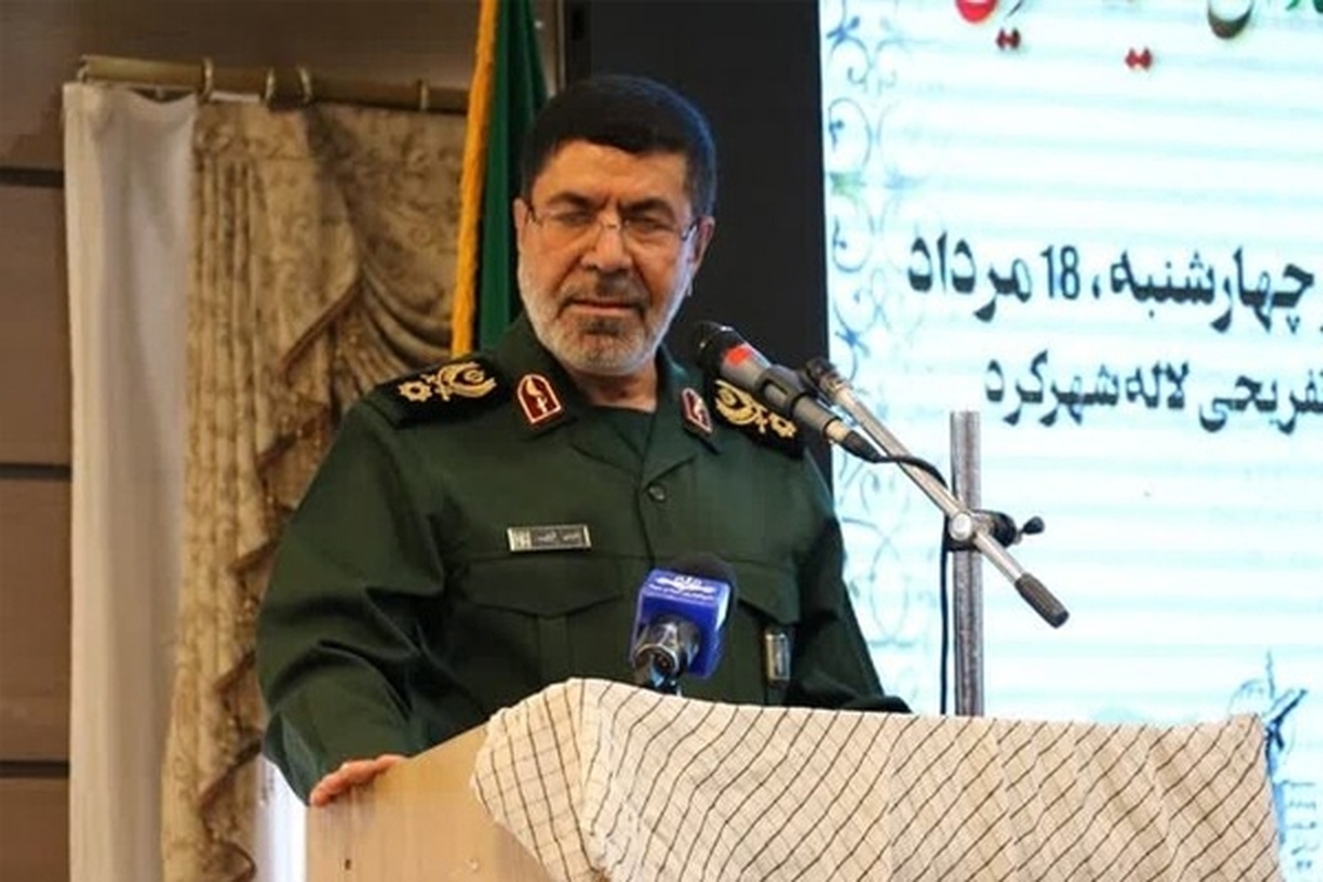 سخنگوی سپاه پاسداران انقلاب اسلامی در آیین گرامیداشت ۹ دی، روز بصیرت و میثاق امت با ولایت گفت: ۹ دی یک اعلام از جانب رهبر معظم انقلاب بود برای حضور مردم؛ هیچ جریان سیاسی نمی‌تواند مدعی و صاحب ۹ دی شود به جز مردمانی که به رهبر خود وفادار بودند.