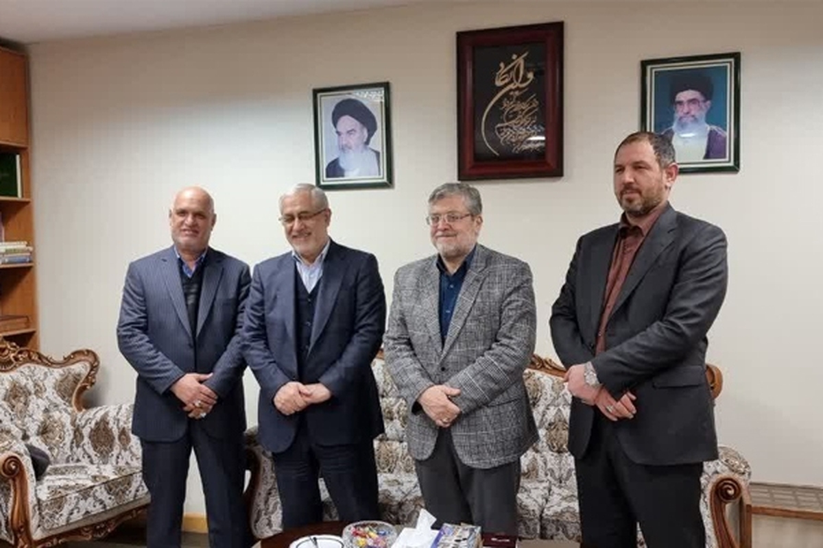  دیدار صمیمانه شهردار و سخنگوی شورای اسلامی شهر مشهد با دادستان کل دیوان محاسبات کشور 