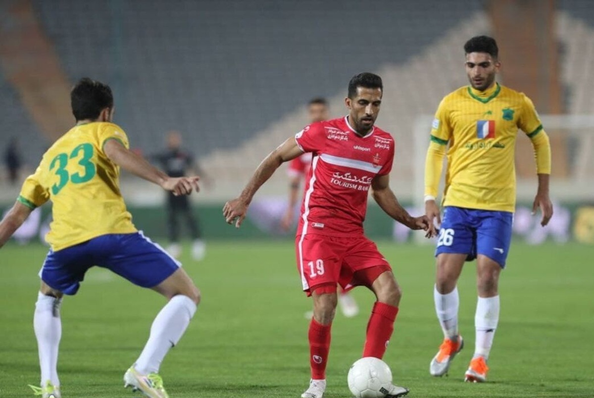 باشگاه پرسپولیس برخلاف خواسته هوادارانش عمل کرد.