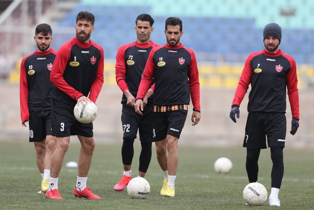 مهاجم مدنظر پرسپولیس فعلا باید منتظر بماند.