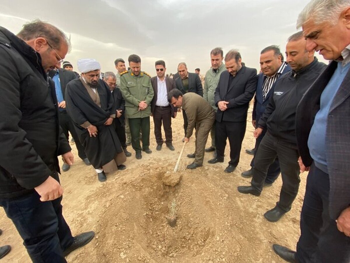 معاون رییس‌جمهور و رییس سازمان حفاظت محیط زیست کشور از اثر ملی طبیعی دریاچه «بزنگان» به عنوان مهمترین و شناخته شده‌ترین تالاب خراسان رضوی در شهرستان سرخس بازدید کرد.