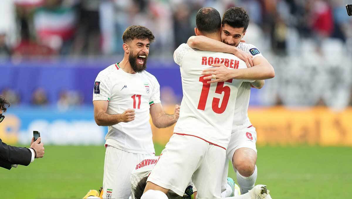 تیم ملی فوتبال ایران در مرحله نیمه نهایی جام ملت‌های آسیا به مصاف قطر میزبان این دوره از مسابقات خواهد رفت.