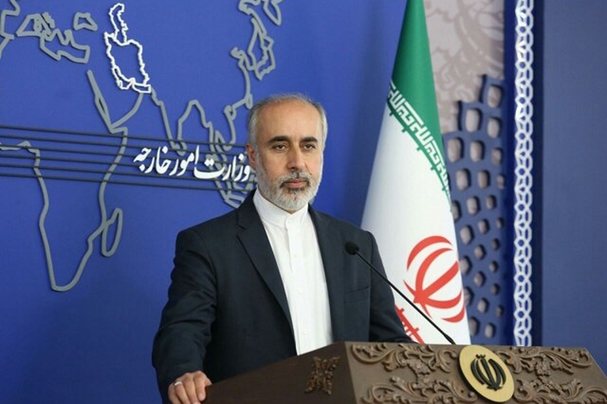 سخنگوی وزارت امور خارجه در ابتدای نشست خبری خود شهادت پنج مستشار ایرانی در سوریه را تبریک و تسلیت گفت.