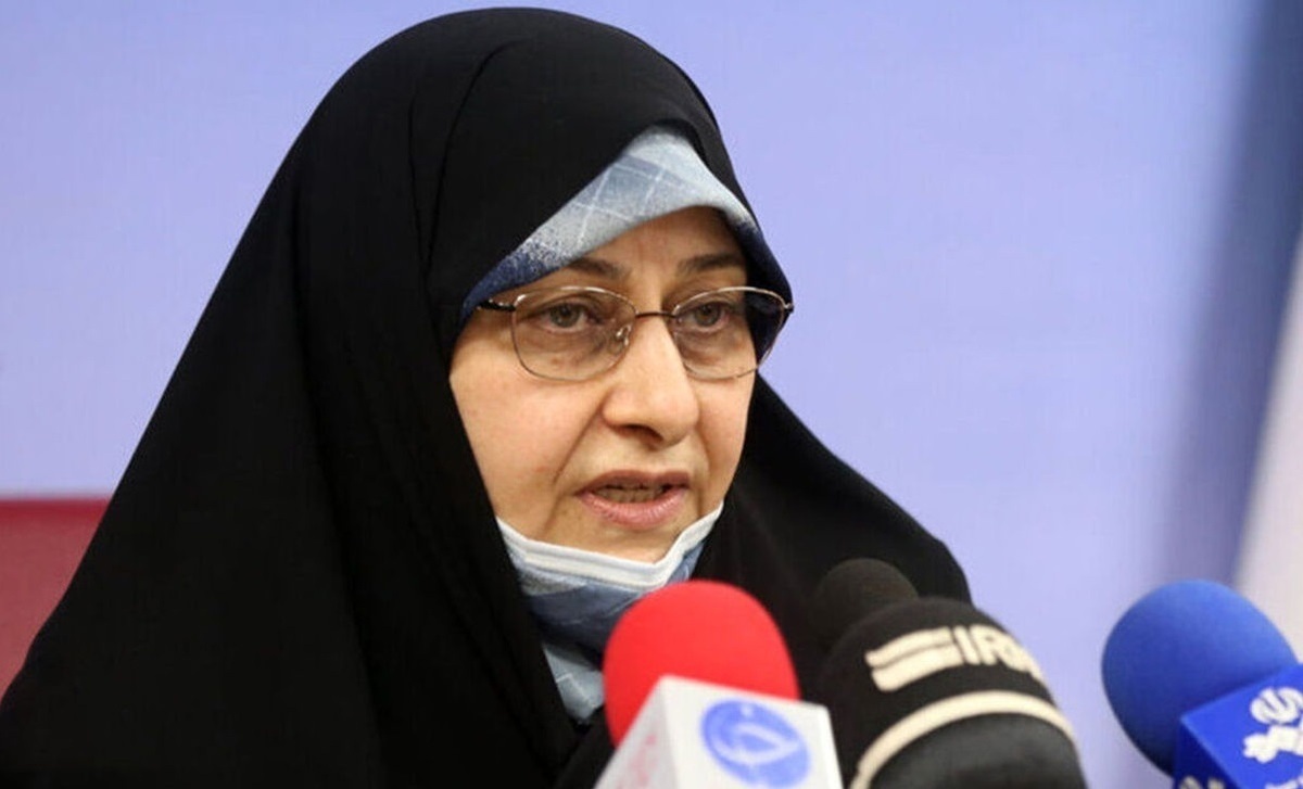 معاون رئیس جمهور در امور زنان و خانواده در مراسم تجلیل از مادران شهدا گفت: با فرهنگ ایثار و شهادت است که جوان‌ها و نوجوان‌های ما می‌توانند مقاوم شوند و در مقابل دشمن و رخنه‌ها و حمله‌های آن در جنگ نرم و سخت بایستند.