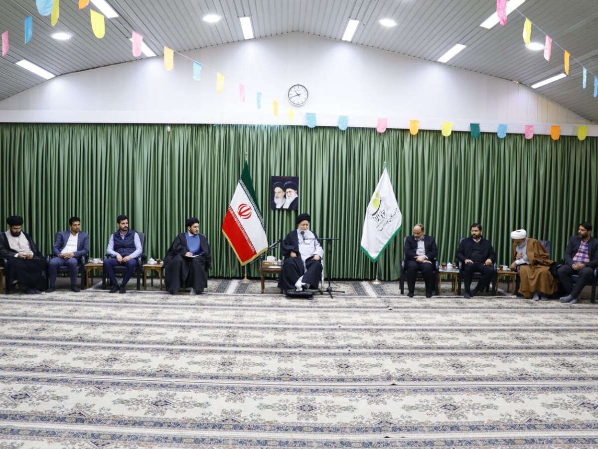 نماینده، ولی فقیه در استان خراسان رضوی گفت: مسئله ولادت امام جواد (ع) در زندگی امام رضا (ع) یک نقطه آرمانی بود، زیرا دشمنان انتظار داشتند جریان امامت در امام هشتم ختم شود، اما ولادت امام جواد (ع) همه‌چیز را تغییر داد.