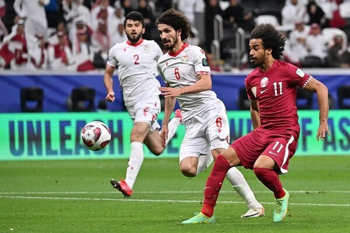 تاجیکستان موفق شد با کامبک مقابل لبنان پیروز شود.