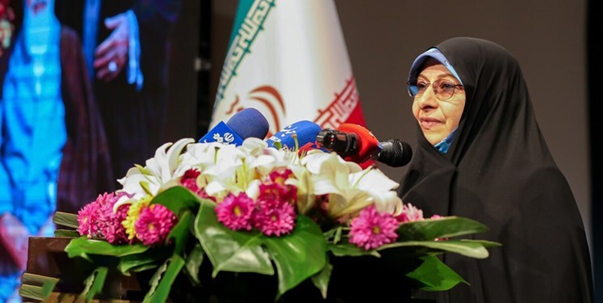 معاون امور زنان و خانواده ریاست جمهوری گفت: امام (ره) زنان را به میدان و اجتماع آورد.
