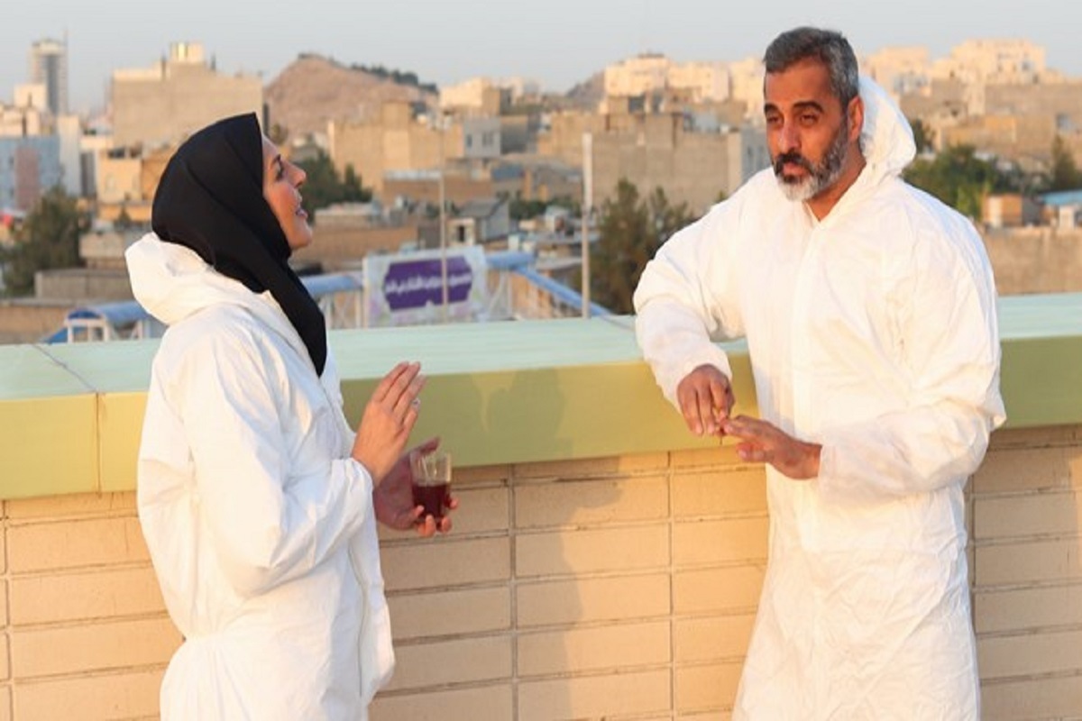 سریال طنز «بیست‌کووید» از شب گذشته ـ ۲۲ بهمن ماه ـ ساعت ۱۹ روانه آنتن شبکه سه شده است.