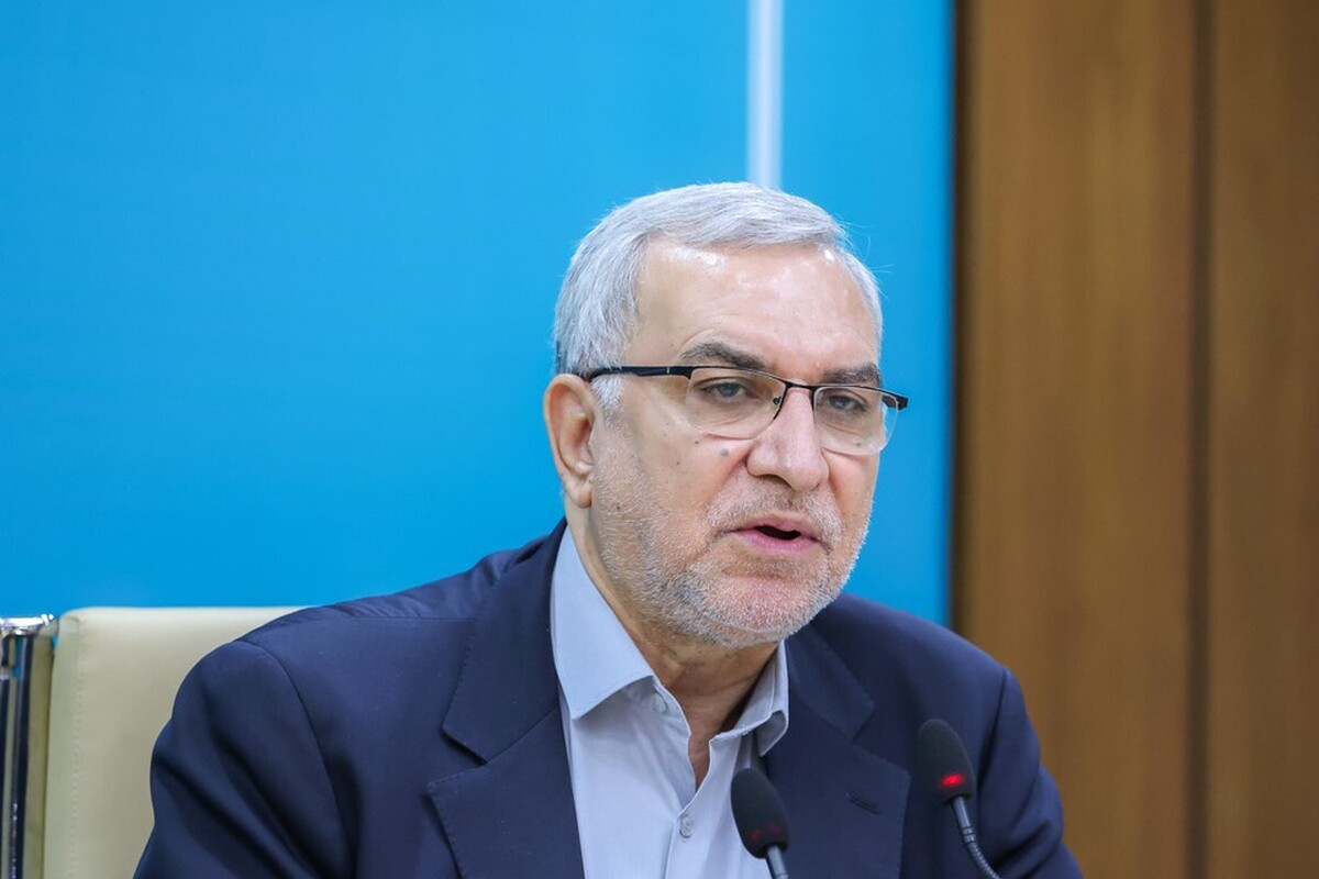 وزیر بهداشت، درمان و آموزش پزشکی با بیان این که در جمهوری اسلامی ایران ۹۹ خدمت مراقبتی رایگان را برای مادران باردار ارائه می‌کنیم، گفت: امید به زندگی زنان به ۷۸.۵ سال رسیده است.