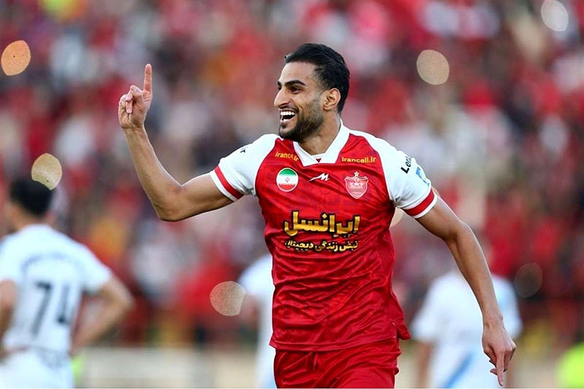 وضعیت نقل و انتقالات باشگاه پرسپولیس پیچیده شد.