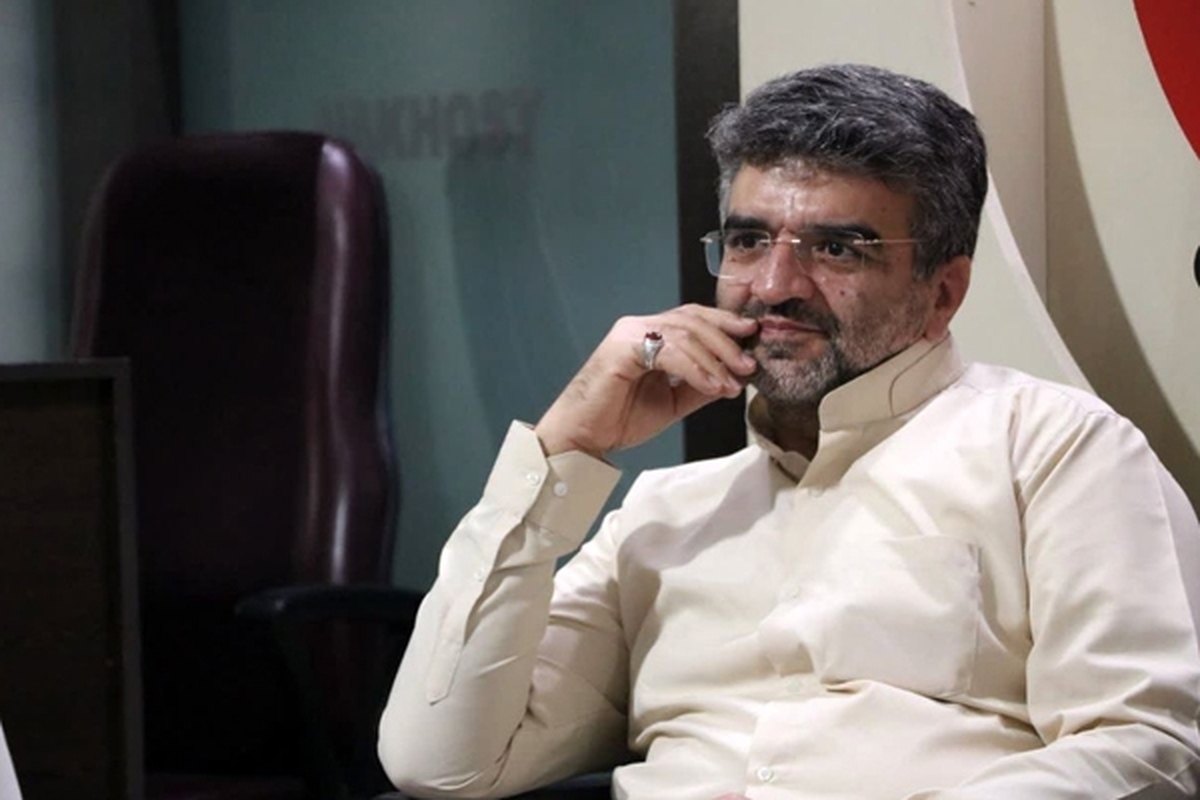 مدیرکل ورزش و جوانان خراسان رضوی گفت: تغییرات در معاونت توسعه ورزشی صرفا بخاطر این بود که خون تازه‌ای در رگ های این معاونت پمپاژ کنیم.