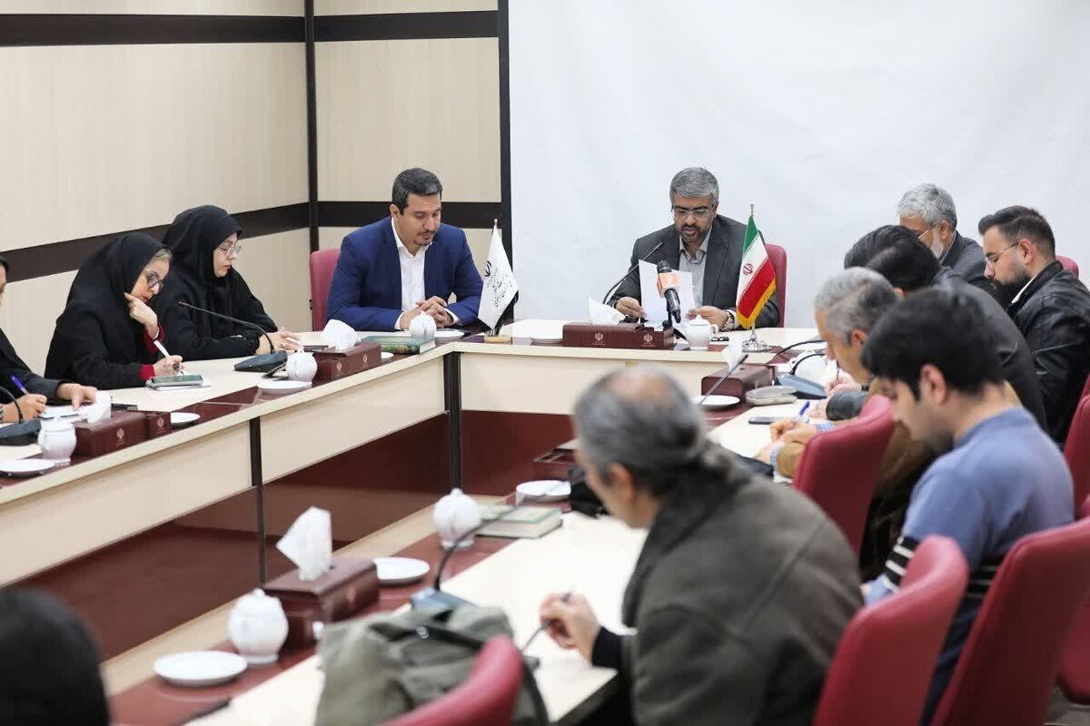 سخنگوی ستاد انتخابات خراسان رضوی گفت: برای هر کرسی انتخابات مجلس در مشهد ۱۰۵ نفر به رقابت می‌پردازند. 