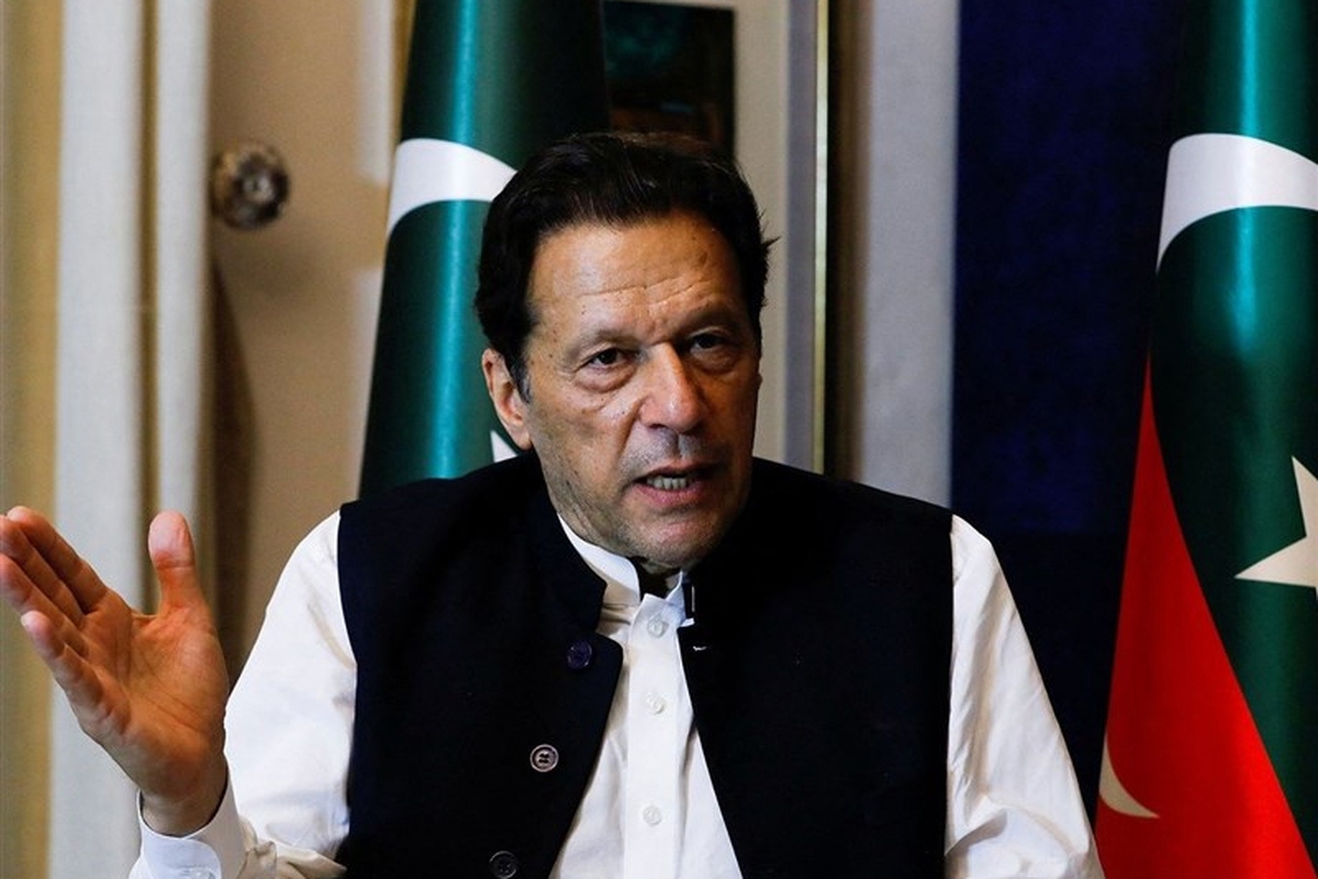 رئیس حزب تحریک انصاف در پیامی از زندان از طریق خانواده‌اش در واکنش به توافق مسلم لیگ (ن) با برخی دیگر احزاب جهت ایجاد دولت ائتلافی واکنش نشان داد.