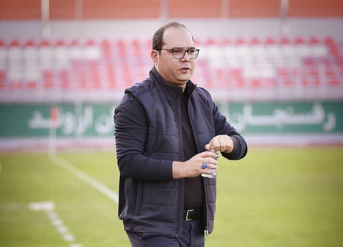 سرمربی ذوب آهن قصد ماندن در اصفهان را ندارد.