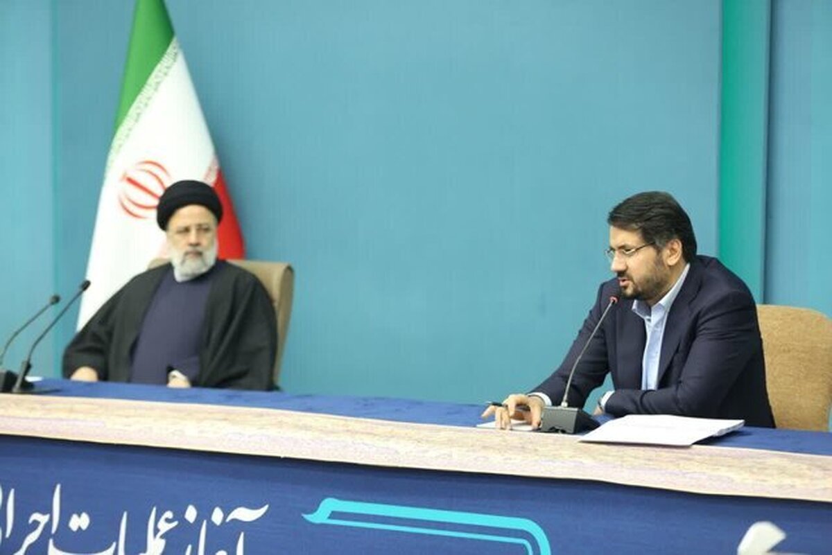 وزیر راه و شهرسازی در چهاردهمین جلسه شورای‌عالی مسکن از آغاز عملیات اجرایی احداث بیش از ۶۰ هزار واحد مسکونی دانشگاهیان با همکاری وزارتخانه‌های علوم و بهداشت خبر داد و گفت: یکی از اولویت‌های دولت سیزدهم ساخت خوابگاه‌های متاهلی و مسکن دانشگاهیان است.