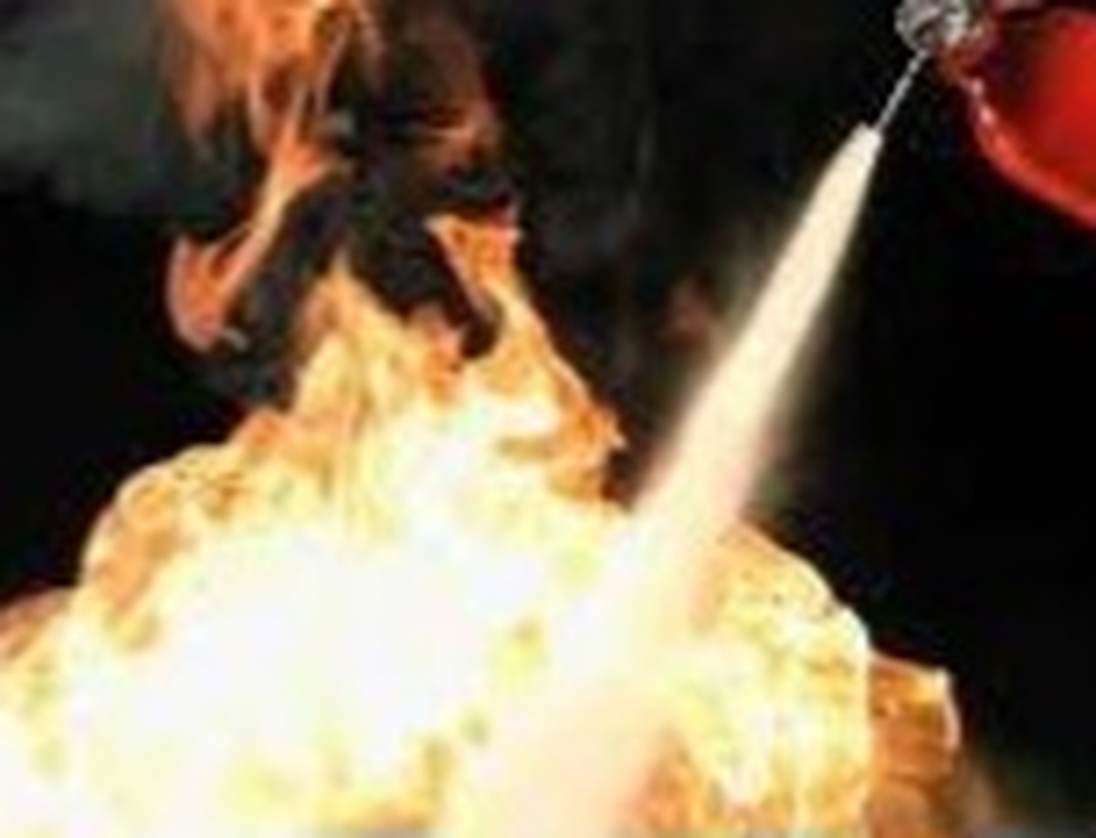 نشت گاز منجر به وقوع آتش سوزی هتل آپارتمانی در محدوده حرم رضوی شد.