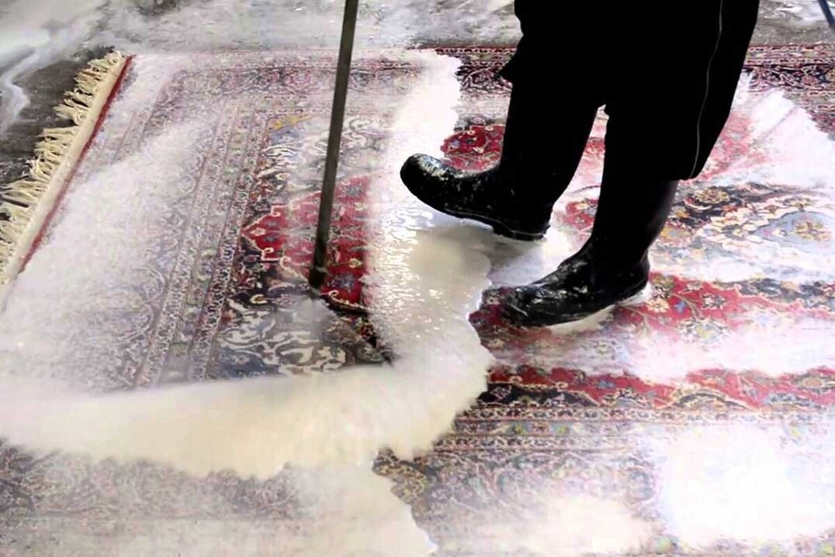 مدیر بازرسی و نظارت بر اصناف خراسان‌رضوی گفت: با نزدیک شدن به روزهای پایانی سال و خانه‌تکانی‌ها، مردم برای شست‌وشوی فرش‌های خود به قالی‌شویی‌های معتبر مراجعه کنند.