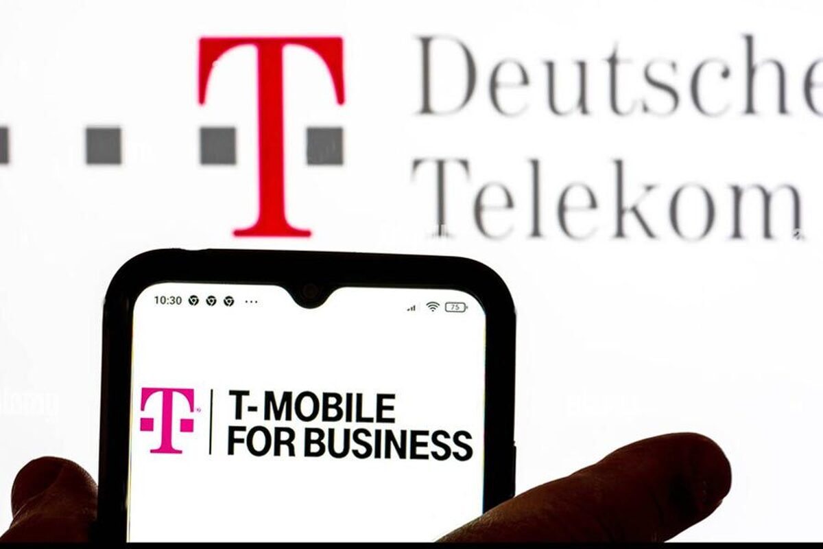شرکت آلمانی دویچه تلکام، سهام‌دار عمده T-Mobile، به تازگی اعلام کرده است که قصد دارد موبایلی بدون اپلیکیشن بسازد.