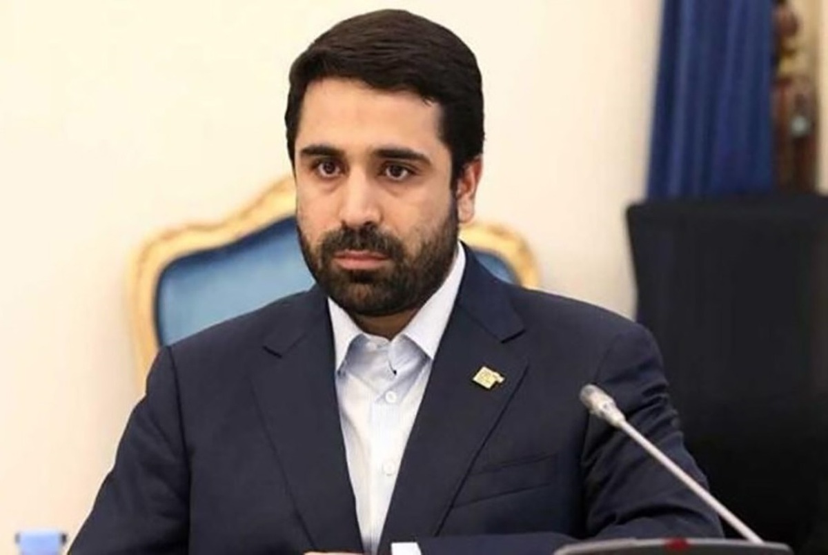 دبیر شورای عالی فضای مجازی درباره مصوبه اخیر این شورا اعلام کرد که دسترسی‌پذیری به پلتفرم‌های خارجی در کشور «محدود به پوسته نیست و فراتر از آن است».
