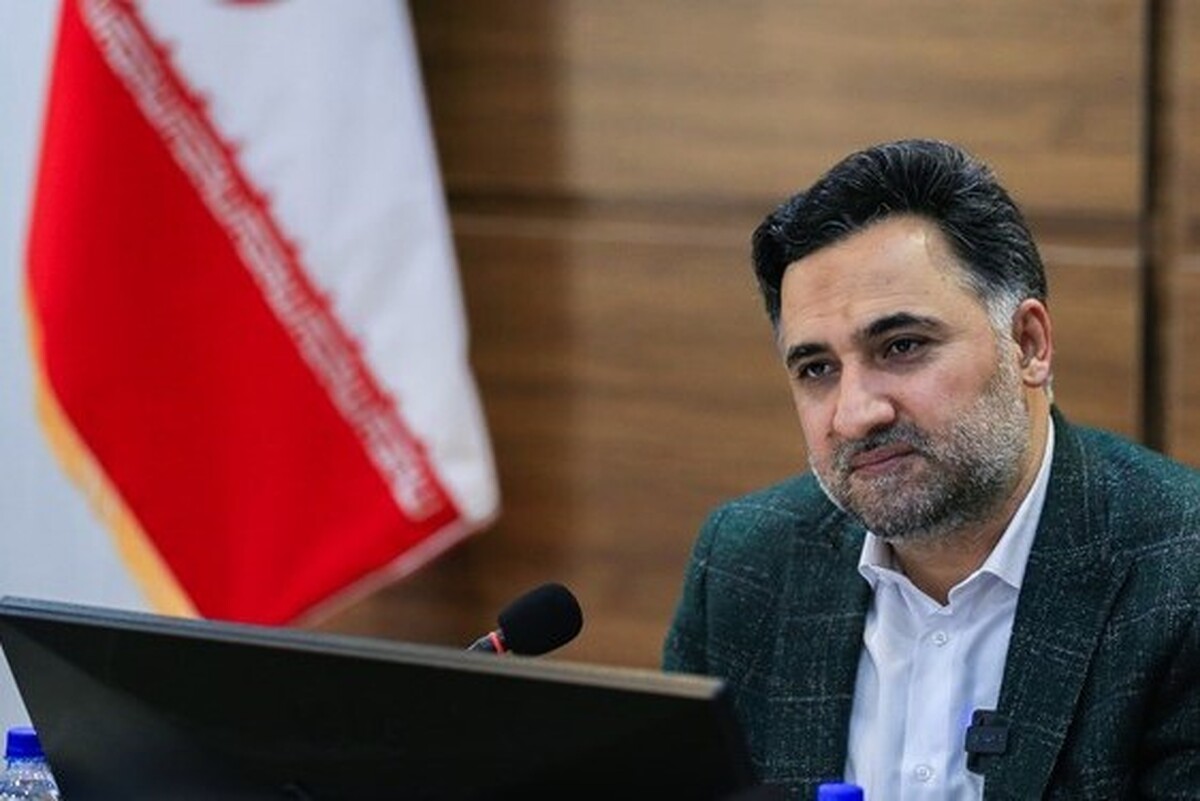 معاون علمی و فن‌آوری رئیس جمهور، گفت: مجوز سه هزار ردیف استخدامی برای دستگاه‌های اجرایی کشور اخذ شد و از شنبه در سامانه دانا بنیاد علمی نخبگان اعلام شد و تاکنون ۹ هزار و ۸۰۰ نفر در این سامانه ثبت نام کردند.