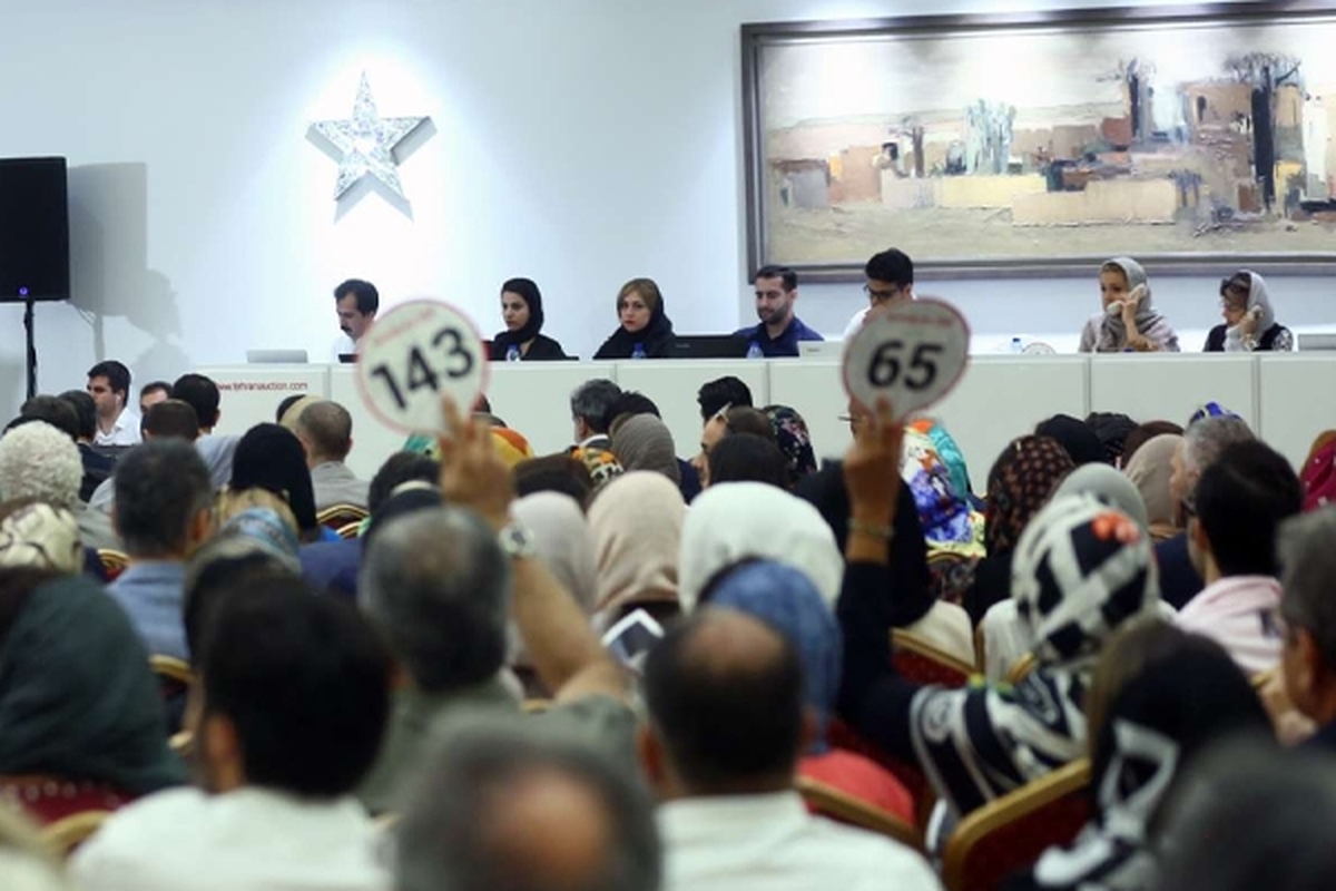 نوزدهمین دوره حراج تهران ویژه «هنر کلاسیک و مدرن ایران» با ۲۴۱ میلیارد و ۷۲۰ میلیون تومان پایان یافت و سه اثر سهراب سپهری در مجموع با فروش ۳۷ میلیارد و ۶۰۰ میلیون تومان رکورد دیگری را در این رویداد به ثبت رساند.