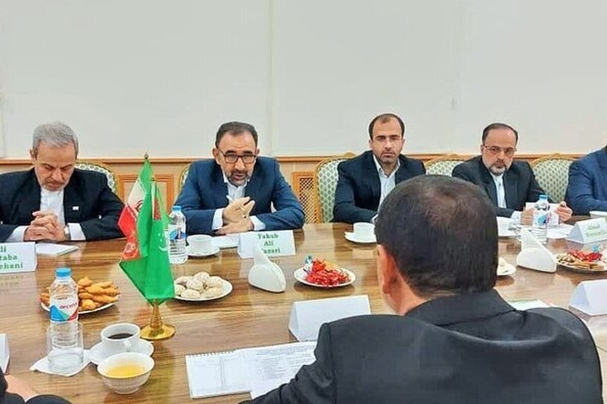 سفر هفته گذشته هیات اقتصادی خراسان رضوی به ریاست استاندار به استان مرو در کشور ترکمنستان و گفتمان تجاری مسوولان مشهد با همسایه ترکمن، امضای هفت توافقنامه اولیه را در پی داشت که می‌تواند بستر تجاری بهتری را برای ۲ منطقه فراهم کند.