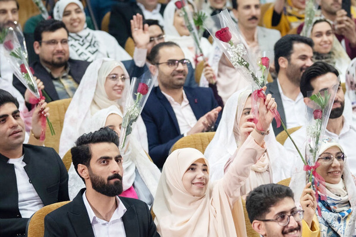 افزایش ۶۶ درصدی تسهیلات ازدواج موجب طولانی شدن صف انتظار وام، سخت‌تر شدن بازپرداخت و وام‌فروشی می‌شود.
