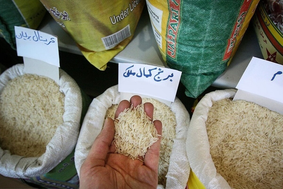 قیمت برنج ایرانی هاشمی درجه یک از برند طبیعت در کیسه ۱۰کیلوگرمی نیز یک میلیون و ۱۰ هزارتومان است.
