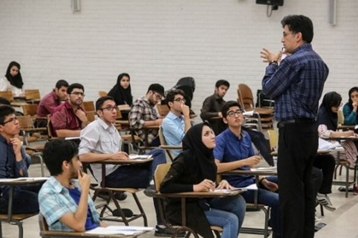معاون آموزشی وزیر علوم از لغو برگزاری دوره های فراگیر در ارشد ودکتری خبرداد و گفت: برگزاری دوره های ارشد و دکتری فراگیر در شورای گسترش لغو شد و هیچ دانشگاهی نمی تواند این دوره را برگزار کند.
