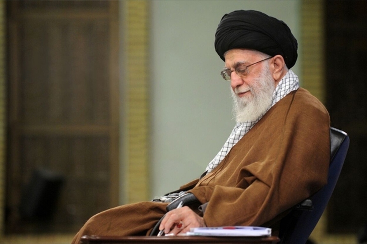 رهبر معظم انقلاب اسلامی در پیامی درگذشت حجةالاسلام والمسلمین آقای حاج شیخ علی ارومیان، پدر شهیدان ارومیان را تسلیت گفتند.