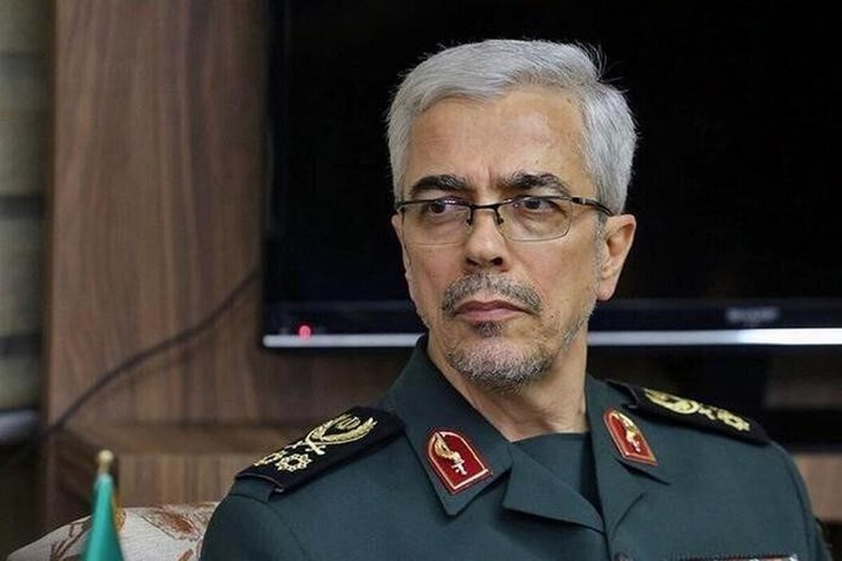 رئیس ستاد کل نیروهای مسلح گفت: حدود ۴۰ هزار نفر از سربازان در دستگاه‌های دولتی مسئولیت‌هایی را آغاز می‌کنند که مبنای استخدام بعدی آنها در آن دستگاه‌ها قرار می‌گیرد.