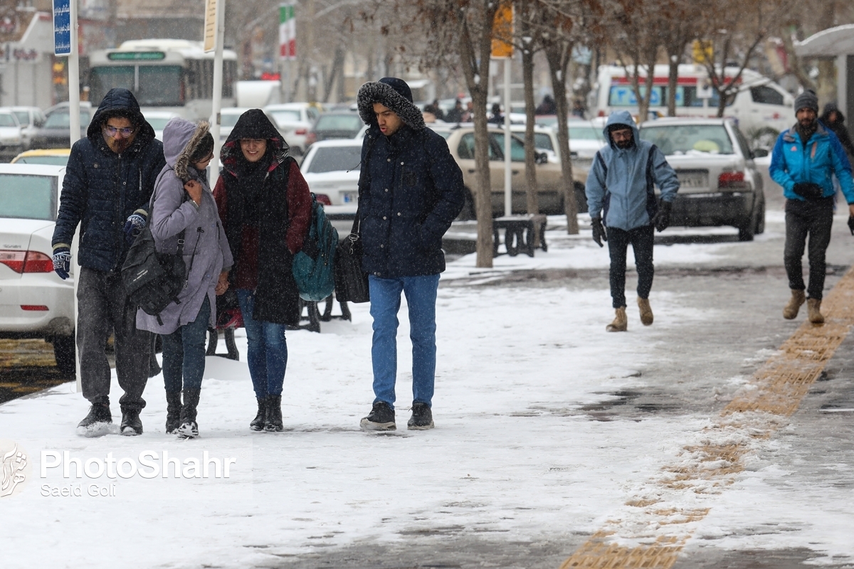 مدیر کل حفاظت محیط زیست خراسان رضوی گفت: کیفیت هوای امروز کلانشهر مشهد برای چهارمین روز پیاپی، همچنان در شرایط پاک قرار دارد.