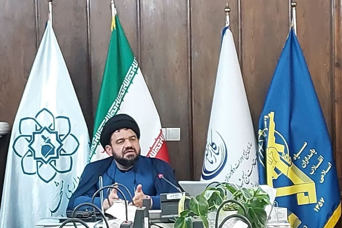 فرمانده حوزه مقاومت بسیج شهدای شهرداری و شورای اسلامی شهر مشهدالرضا علیه السلام گفت: امروز هر برگه رایی که به صندوق‌ها انداخته می‌شود، در حقیقت رأی به امنیت پایدار ایران اسلامی و عمل به قانون اساسی است و این برای کشور وخادمان آن بسیار با ارزش و با اهمیت است.