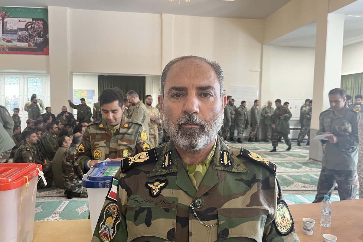 فرمانده لشکر ۷۷ ثامن‌الائمه خراسان گفت: مجلس قوی می‌تواند مشکلات مردم را حل کند و قانونگذاری بهتری انجام دهد و این حضور و تشکیل مجلس قطعا برنده آن مردم و نظام هستند و بازنده آن آمریکاست.