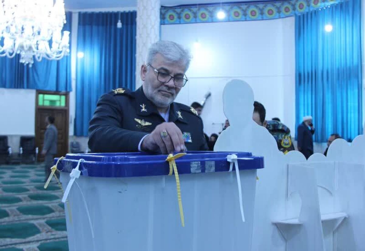 فرمانده منطقه پدافند هوایی شمال شرق کشور گفت: حضور پرشور و حماسی مردم به ویژه جوانان در انتخابات، نقطه عطف نظام و انقلاب اسلامی است.