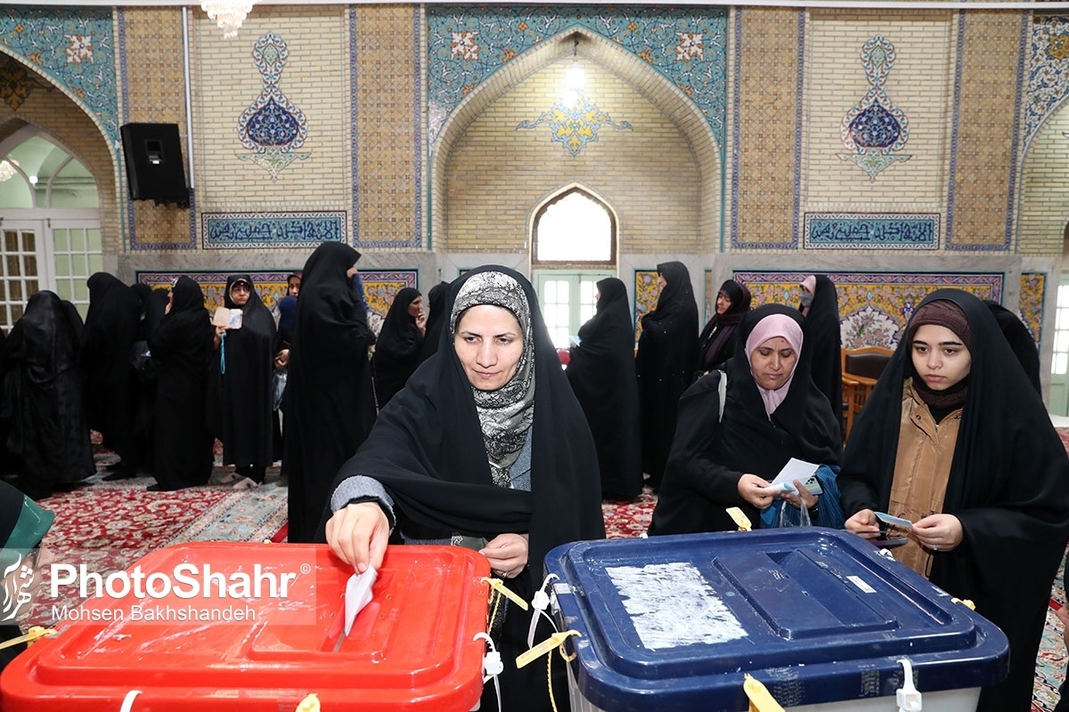 معاون سیاسی وزیر کشور گفت: وظیفه داریم بنا به آنچه قانون حکم کرده، نقش و وظیفه امانتداری مردم را ایفا کنیم، ما حتماً امانت‌دار مردم و خدمتگزار آنان هستیم.